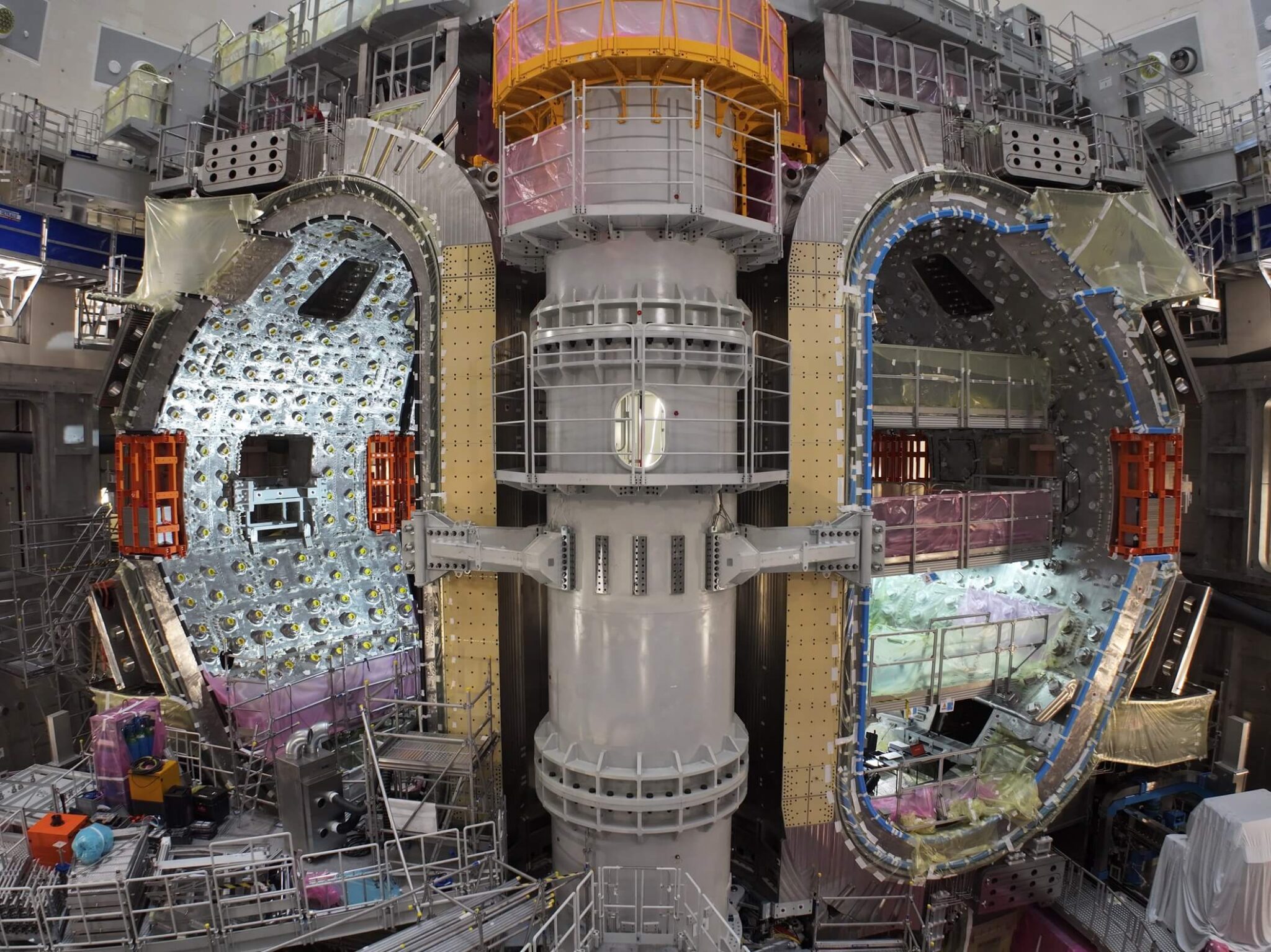 ITER 2 2048x1534